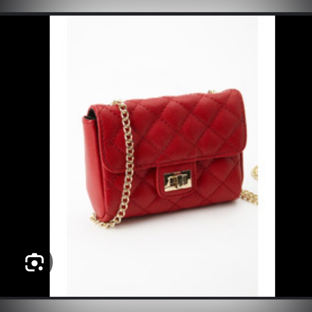 NWT,Scarlet Quilted , Crossbody Bag, designer inspired!
